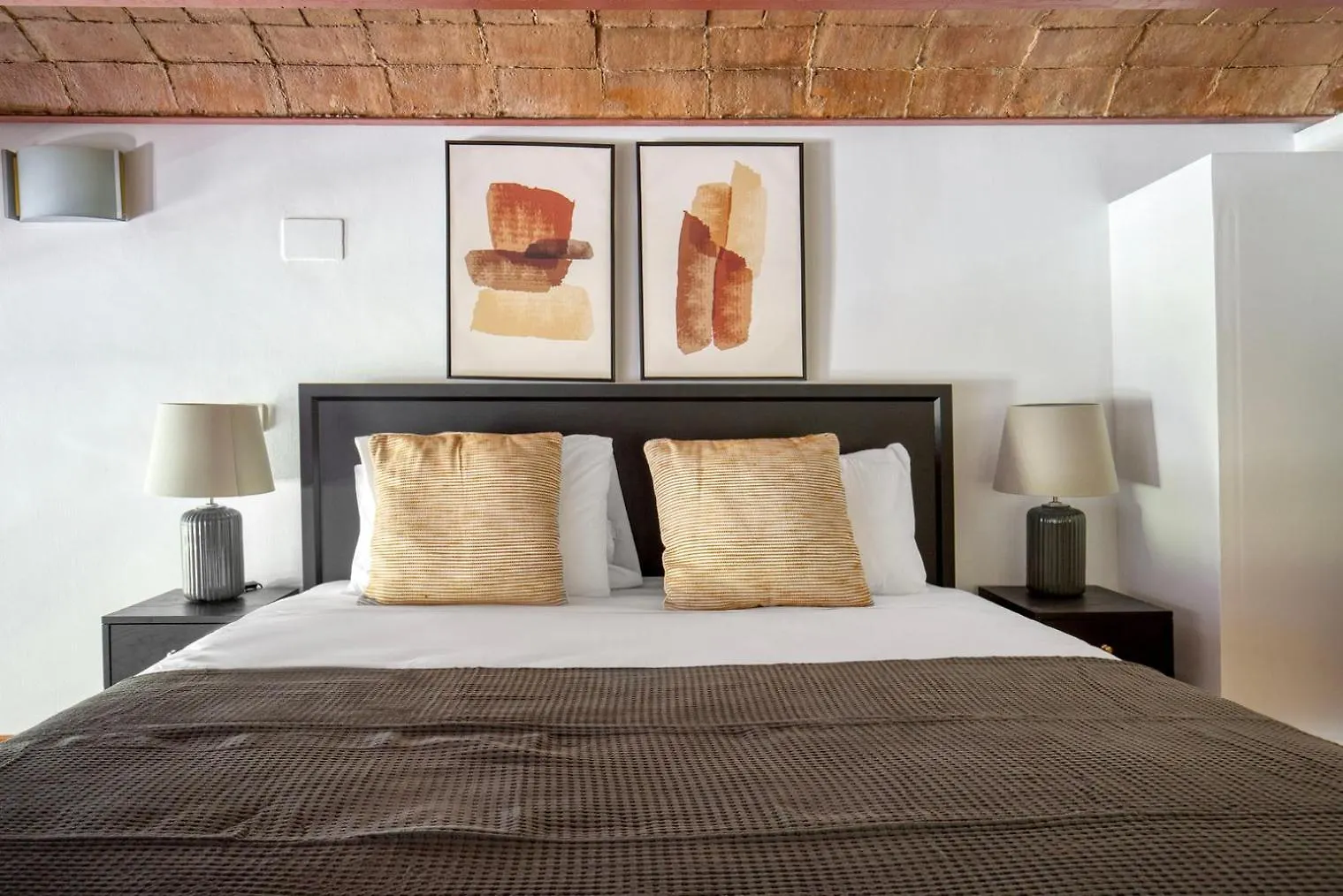 Blueground Paseo De Gracia Furnished Bcn-95 Apartment Barcelona